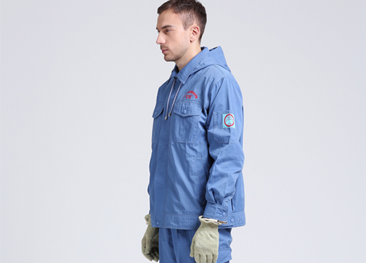 帶電作業屏蔽服的技術要求