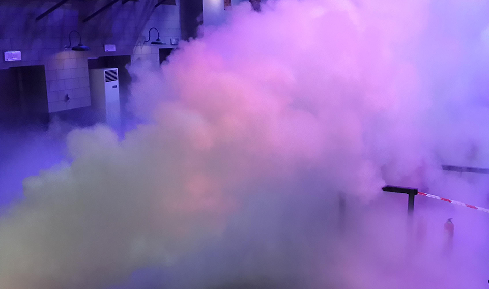 全麵解析低溫液氮防護服及（jí）其他關鍵防護產品