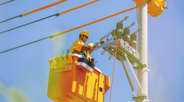  絕緣（yuán）服的（de）特性和用途有哪些