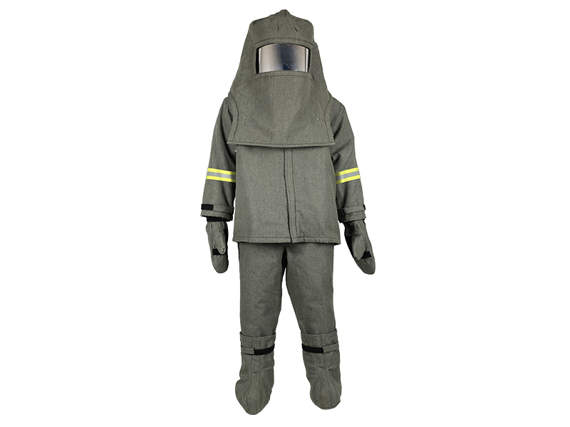 隔熱服 vs 避火服：材質、麵（miàn）料（liào）與用途的深度對比