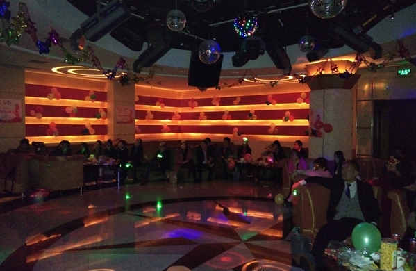 上海麻豆文化传媒精品观看安全防（fáng）護用（yòng）品有限公司2015年年會活動（dòng）順利召開