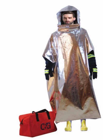 上海誠(chéng)格超輕隔熱鬥篷走進消防救火(huǒ)演練實踐中