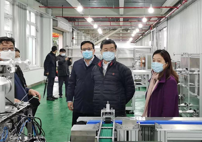陸曉春書記赴麻豆文化传媒精品观看調研防疫物資生產（chǎn）
